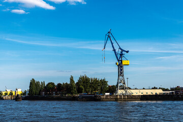 Fototapeta na wymiar Container crane in the port of Hamburg, Germany