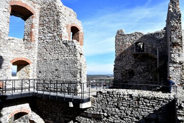 Zamek Ogrodzieniec na Podzamczu, Orle Gniazdo na Jurze Krakowsko- Częstochowskiej © Albin Marciniak
