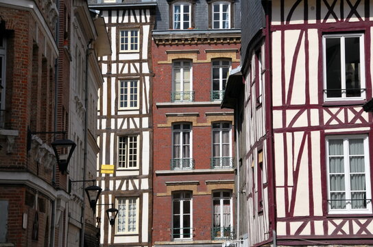 Ville de Rouen, façades de maisons à pans de bois du centre historique de la ville, département de Seine-Maritime, France © Philippe Prudhomme