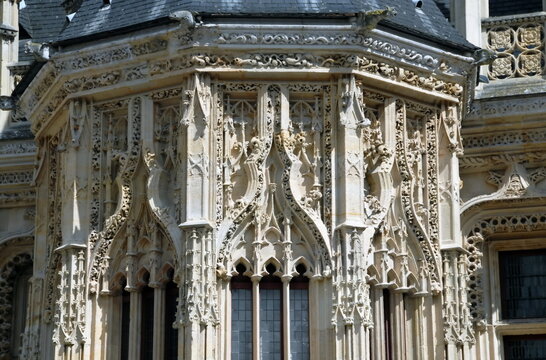 Ville de Rouen, le Palais de Justice, détails d'une des tours de la façade, département de Seine-Maritime, France