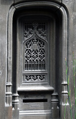 Ville de Rouen, vieille porte en bois sculptée, département de Seine-Maritime, France