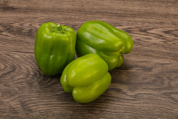 Green sweet bell pepper heap