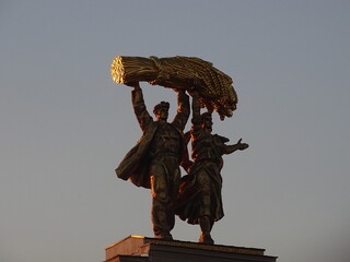 statue of the soviet angel