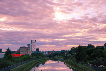 Fototapeta na wymiar Sunrise over the River Orwell in the centre of Ipswich, UK