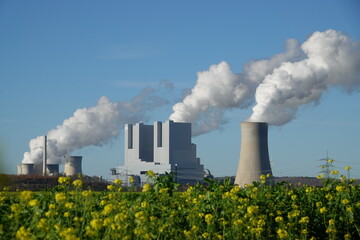 Coal-fired power station in Neurath, which generates steam from cooling towers