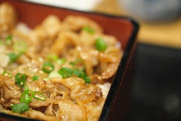 美味しい豚みそ丼