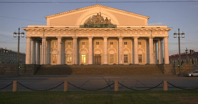 4K high quality sunrise morning video of St.-Petersburg's beautiful vintage architecture of Stock Exchange building near Neva River at Vasilyevsky Island spit, Finnish Bay, Russia's northern capital