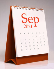 Simple desk calendar 2021 - September