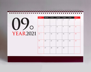 Simple desk calendar 2021 - September