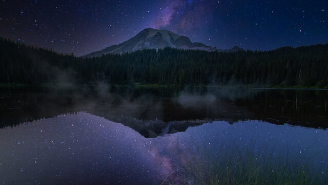 Milky way reflection Mt. Rainier 