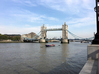 Fototapeta na wymiar A view of Tower Bridge