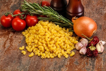 Raw Italian wheat pasta - Chifferi rigati