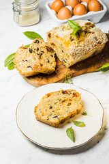 The delicious and nutritious cake made at home