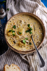 Cheeseburger soup.style rustic