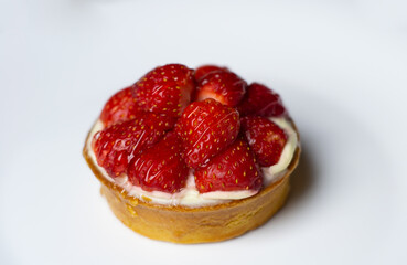 cake with strawberry