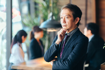 中高年のビジネスマン
