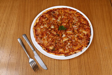 Thin Crust Veg Pizza with pasta toppings