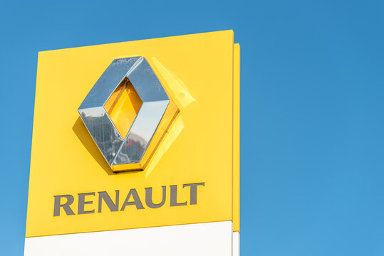 Northampton, UK - Oct 25, 2017: Renault Car Dealer Logo In Town Centre.