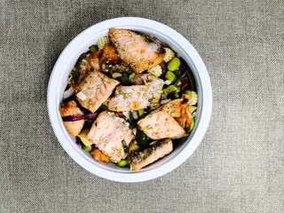 Tuna with rice in bowl, Tuna donned, Japanese cuisine