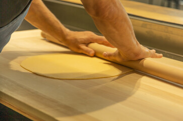 Stendere la pasta 11