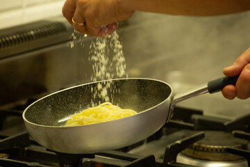 Cucinare in padella pasta fresca 3
