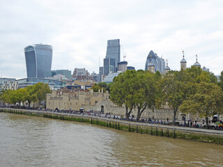 Obraz premium River Thames and the Tower of London, England