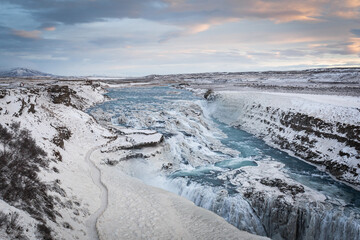 atemberaubender Ausblick über den Wasserfall Gulfoss in Island
