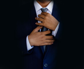 Tie handle in place. Suit dressing: ideas for preparing a business meeting or applying for a job.