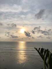 Tropischer Sonnenuntergang