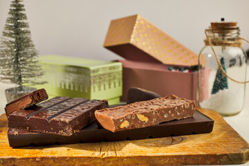 Varios turrones, dulces navideños típicos de España