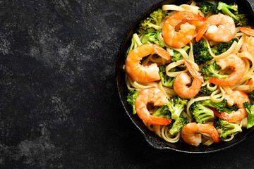 Shrimp and broccoli pasta