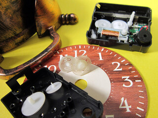 parts inside a table clock.