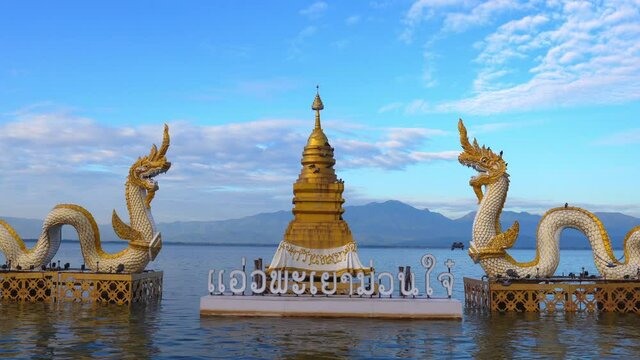 Serpent statue Phayao Province landmarks are popular to release birds and fish to make merit.