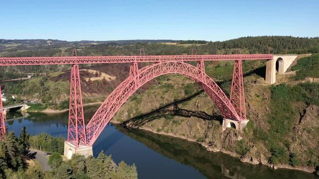 Gorges de la Truy&egrave;re et viaduc de Garabit