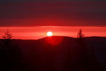 Obraz premium Magical sunrise over the mountains