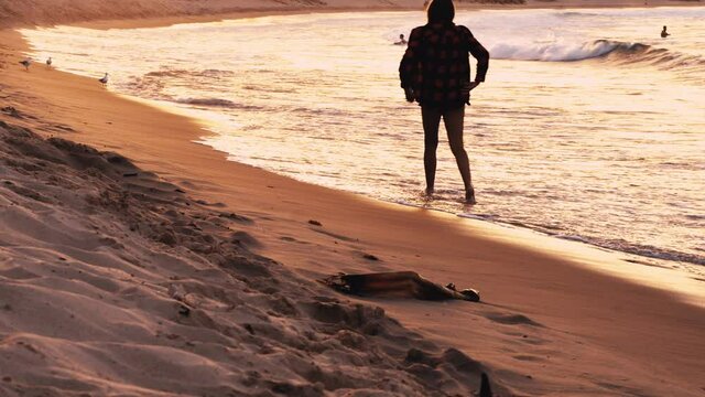 sunset Mooloolaba Spit lapping waves