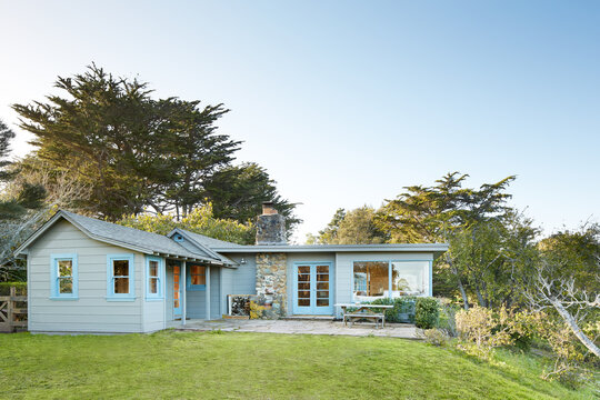 Rustic cottage in Bolinas, California
