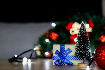 christmas tree decorations