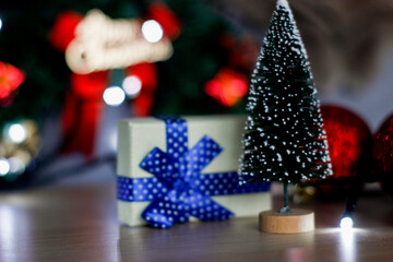 christmas tree decorations