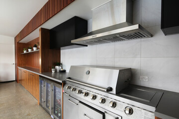 Large patio entertaining area with built in BBQ