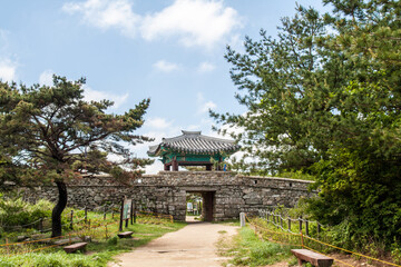 Fototapeta na wymiar Korea Tradition Mountain Fortress