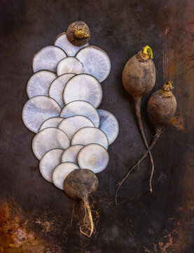 sliced black radishes