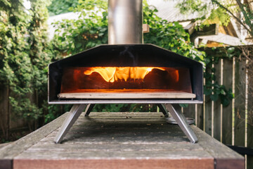 Backyard pizza oven