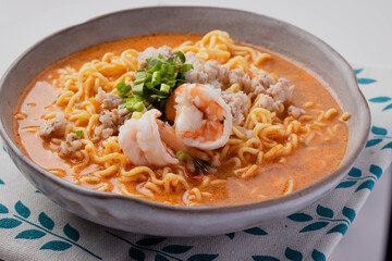 Instant noodles, Tom Yum Kung flavor, Creamy