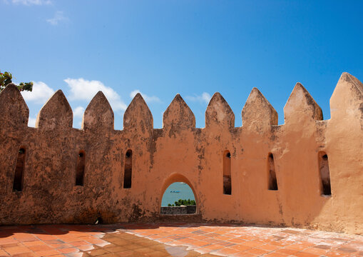 Fort crenels, Lamu County, Lamu, Kenya