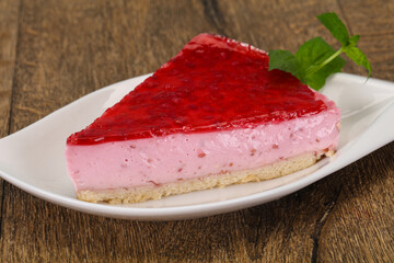 Soft Raspberry cheesecake served mint