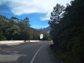 road to the mountains