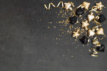 Christmas decorations black golden ornaments baubles glitter