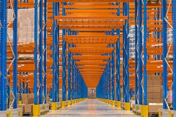 Under Aisle Corridor Warehouse