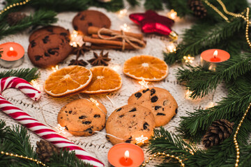 Fototapeta na wymiar beautifully laid out Christmas sweets and Christmas decorations